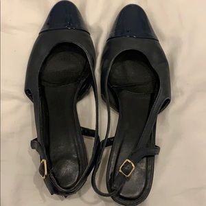 Kitten heels